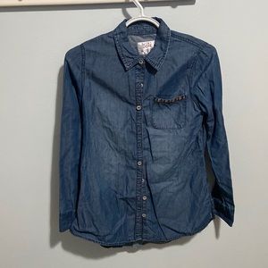 Like New Condition Girl’s Justice Denim Button Down Long Sleeve, Size Girl’s 14